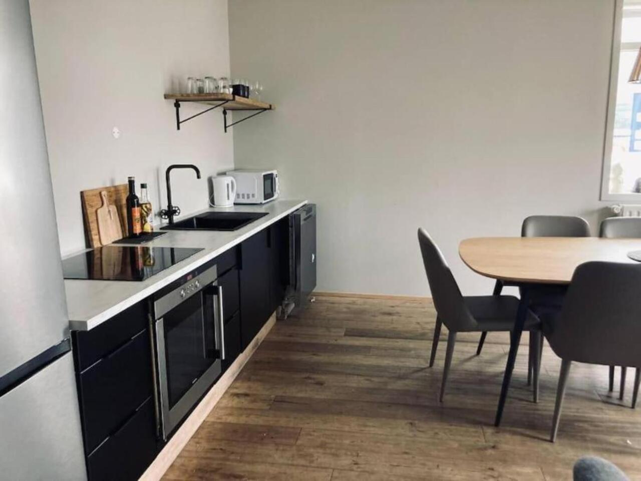 G10 Apartments Akureyri Ngoại thất bức ảnh